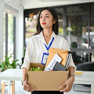 Is It Unethical to Report Your Boss to HR? Know Your Rights